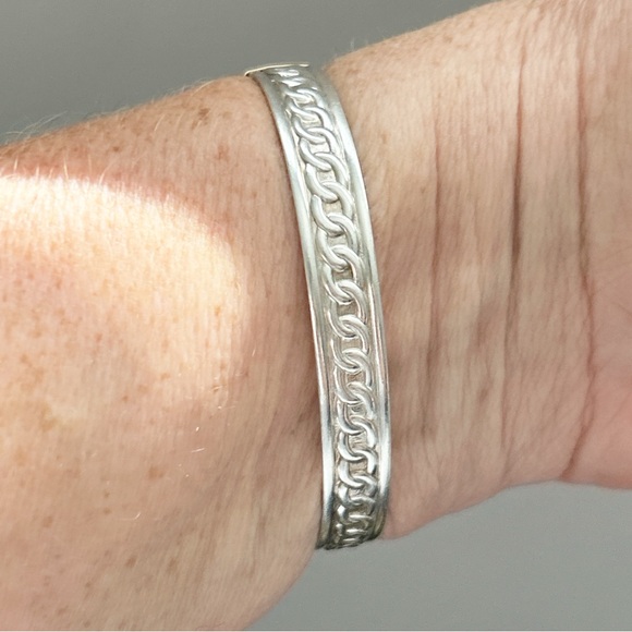 Sterling Silver Gold Wash Circle of Life Bracelet - Picture 10 of 12